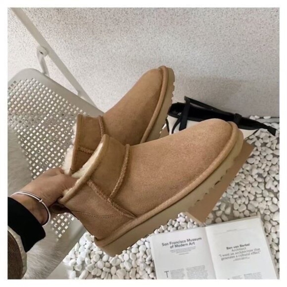 UGG Classic Ultra Mini Boots chestnut
